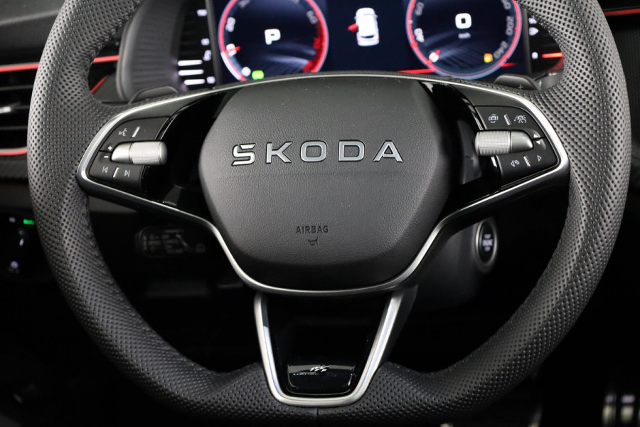 Škoda Kamiq Monte Carlo 1.0 TSI 115 pk 7 versn. DSG Panoramadak | Adaptive Cruise Control | Blind Spot | Stoelverwarming | Automaat
