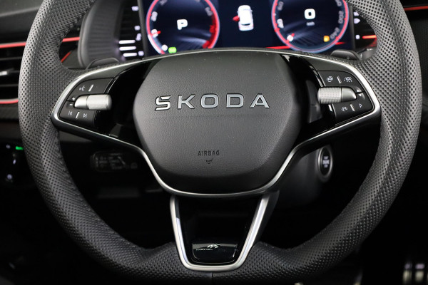 Škoda Kamiq Monte Carlo 1.0 TSI 115 pk 7 versn. DSG Panoramadak | Adaptive Cruise Control | Blind Spot | Stoelverwarming | Automaat