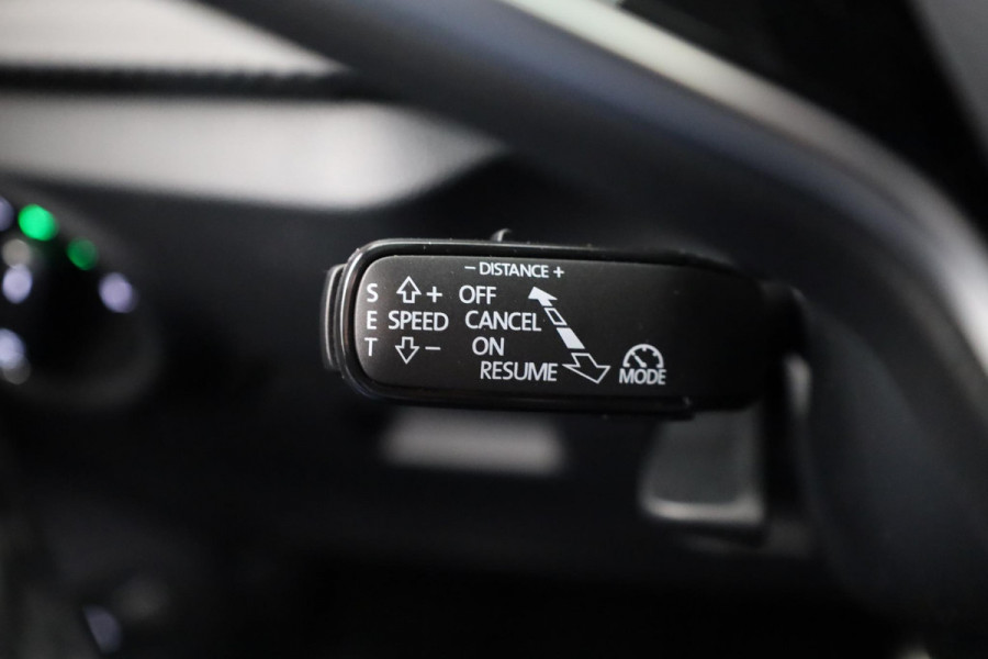 Škoda Kamiq Monte Carlo 1.0 TSI 115 pk 7 versn. DSG Panoramadak | Adaptive Cruise Control | Blind Spot | Stoelverwarming | Automaat