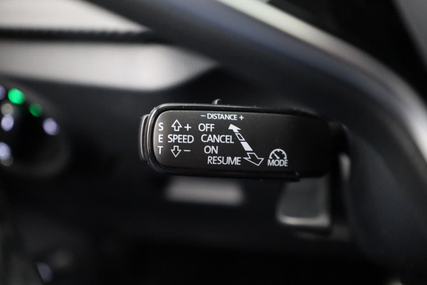 Škoda Kamiq Monte Carlo 1.0 TSI 115 pk 7 versn. DSG Panoramadak | Adaptive Cruise Control | Blind Spot | Stoelverwarming | Automaat