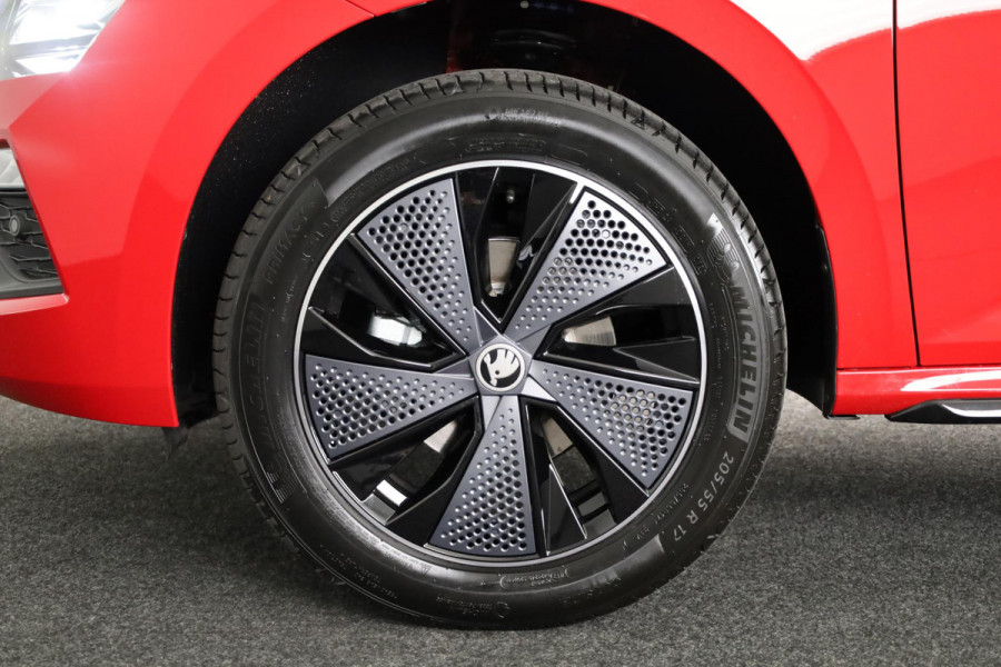 Škoda Kamiq Monte Carlo 1.0 TSI 115 pk 7 versn. DSG Panoramadak | Adaptive Cruise Control | Blind Spot | Stoelverwarming | Automaat