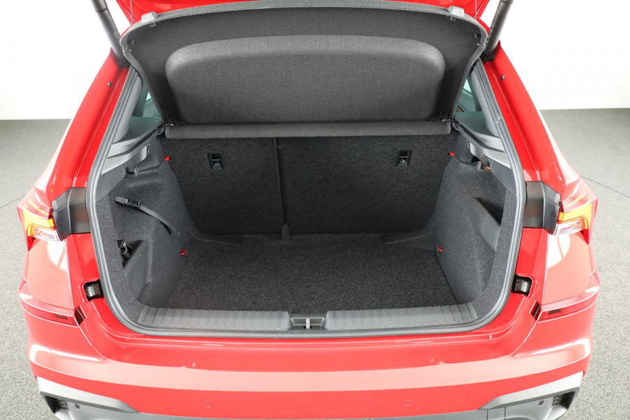 Škoda Kamiq Monte Carlo 1.0 TSI 115 pk 7 versn. DSG Panoramadak | Adaptive Cruise Control | Blind Spot | Stoelverwarming | Automaat