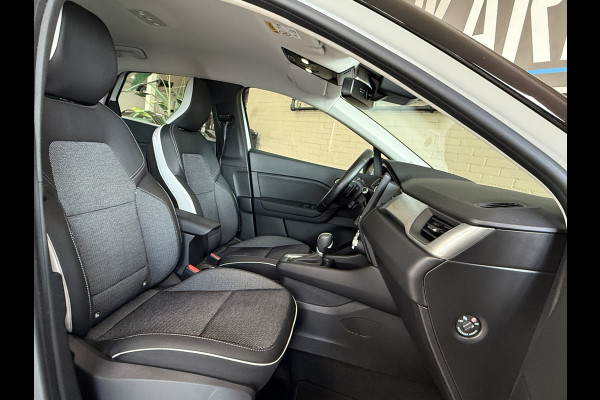 Renault Captur 1.3 TCe 130PK Intens | Navi | Camera | 17 " | PDC V+A | CarPlay 100% Dealer onderhouden!