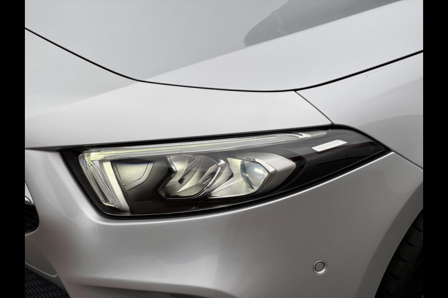 Mercedes-Benz A-Klasse A200 LED Pano Widescreen Camera Navi