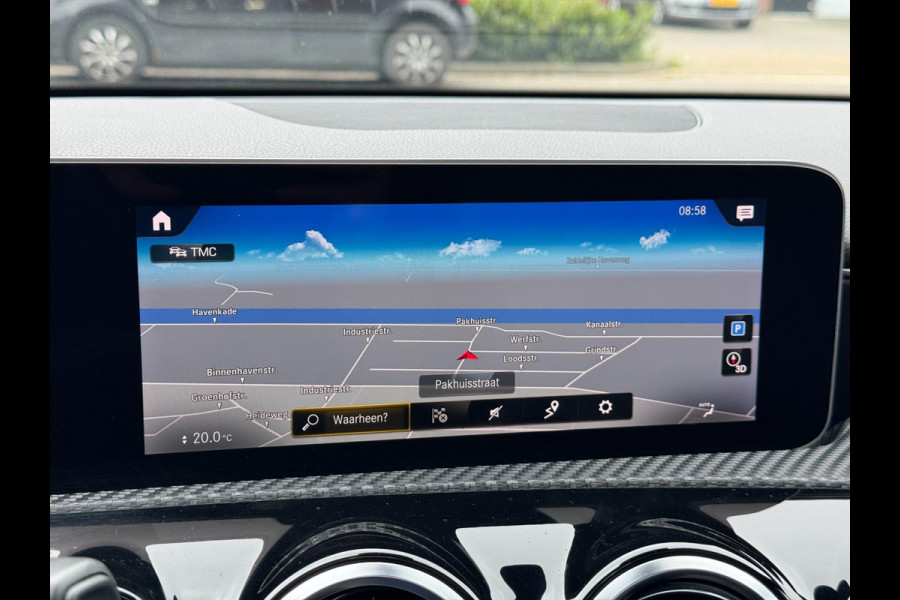 Mercedes-Benz A-Klasse A200 LED Pano Widescreen Camera Navi