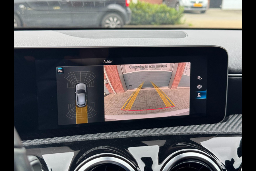 Mercedes-Benz A-Klasse A200 LED Pano Widescreen Camera Navi