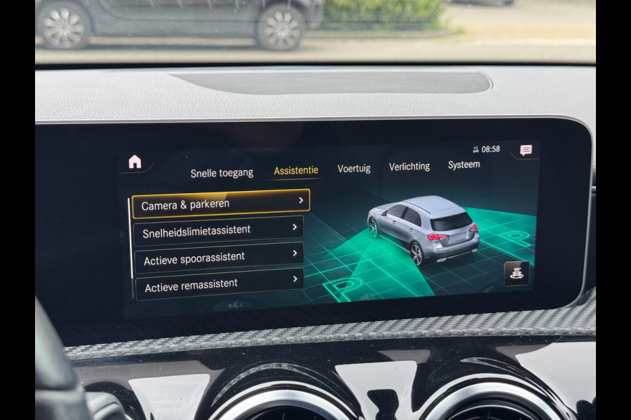Mercedes-Benz A-Klasse A200 LED Pano Widescreen Camera Navi
