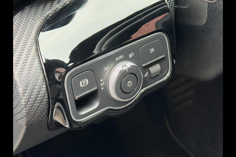 Mercedes-Benz A-Klasse A200 LED Pano Widescreen Camera Navi