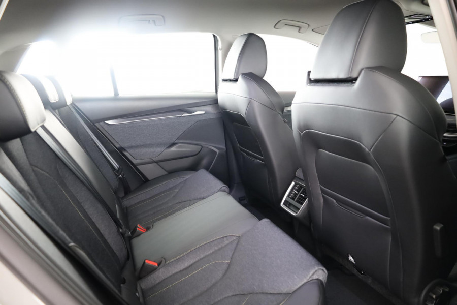 Škoda Elroq 85 Business Edition 286 pk | Blind Spot | Cruise Control | Carplay | Camera | 571km range WLTP