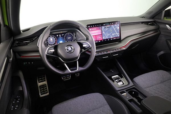 Škoda Octavia Combi 1.5 TSI MHEV Sportline Business Led Matrix | 19 inch | Black pakket | Panoramadak | Elek. stoel | Stoelverwarming voor + achter | Travel Assist | Adaptive Cruise