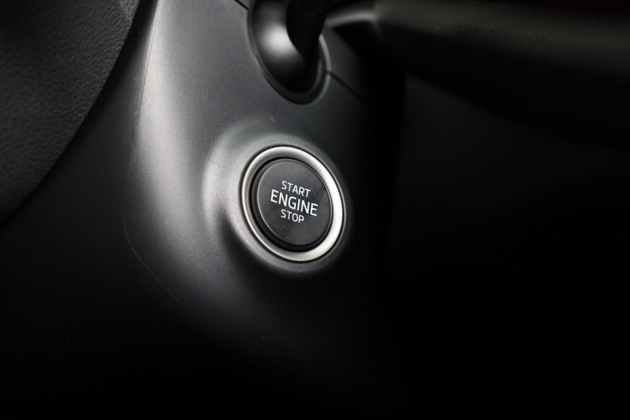 Škoda Octavia Combi 1.5 TSI MHEV Sportline Business Led Matrix | 19 inch | Black pakket | Panoramadak | Elek. stoel | Stoelverwarming voor + achter | Travel Assist | Adaptive Cruise