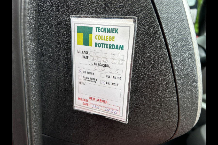 Toyota Aygo 1.0 VVT-i X-PLAY NAVI CAMERA SCHERM NL-AUTO