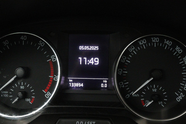Škoda Fabia Combi 1.2 TSI Drive (PANORAMADAK, PARKEERSENSOREN, CRUISE CONTROL, CAMERA, CARPLAY, AUTOMAAT)