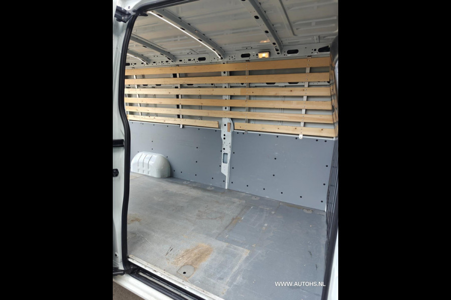 Opel Movano 2.3 Turbo L3H2 Euro 6 , 150 pk , 1e eig. laadverm. 1460 , nette LANGE bus