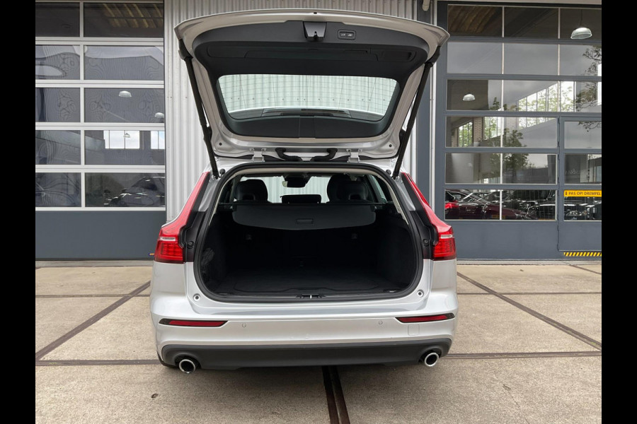 Volvo V60 2.0 B3 Momentum Business