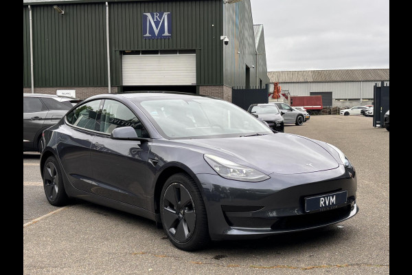 Tesla Model 3 Standard RWD Plus 60 kWh AUTOPILOT | LEDER | PANO