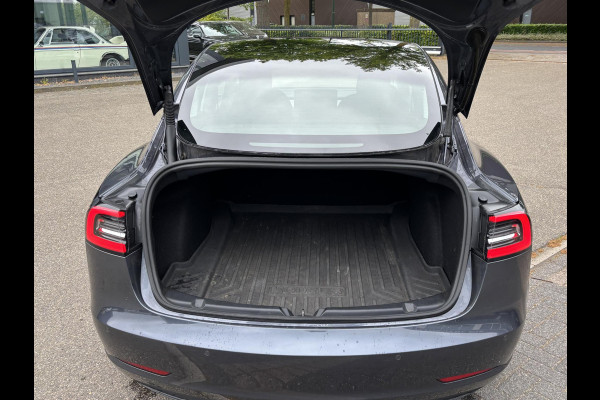Tesla Model 3 Standard RWD Plus 60 kWh AUTOPILOT | LEDER | PANO