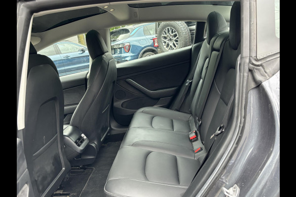 Tesla Model 3 Standard RWD Plus 60 kWh AUTOPILOT | LEDER | PANO
