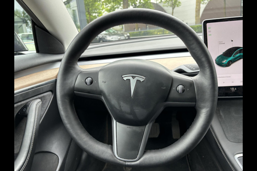 Tesla Model 3 Standard RWD Plus 60 kWh AUTOPILOT | LEDER | PANO
