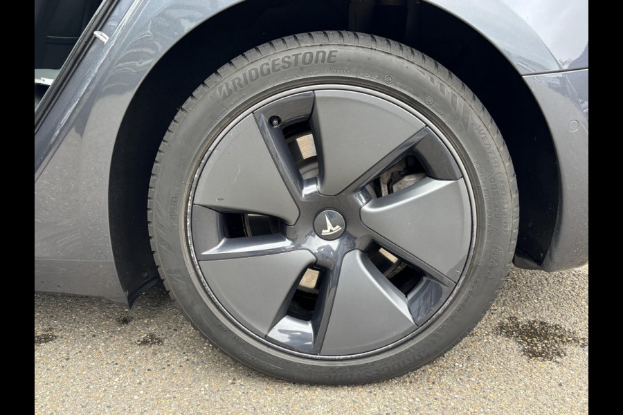 Tesla Model 3 Standard RWD Plus 60 kWh AUTOPILOT | LEDER | PANO
