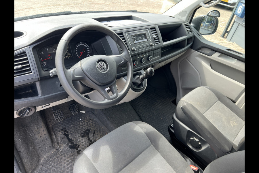 Volkswagen Transporter 2.0 TDI 102Pk L1 H1 Sortimo / Imperiaal