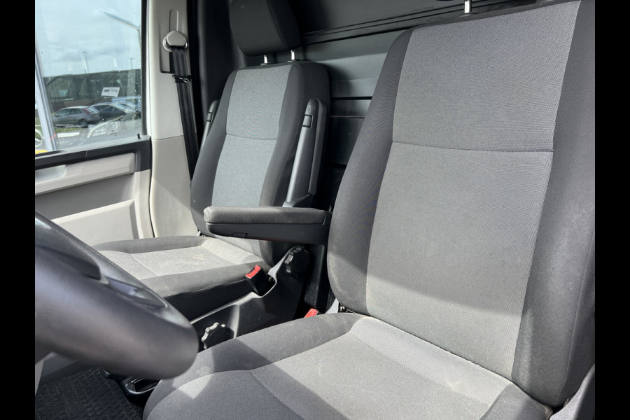 Volkswagen Transporter 2.0 TDI 102Pk L1 H1 Sortimo / Imperiaal