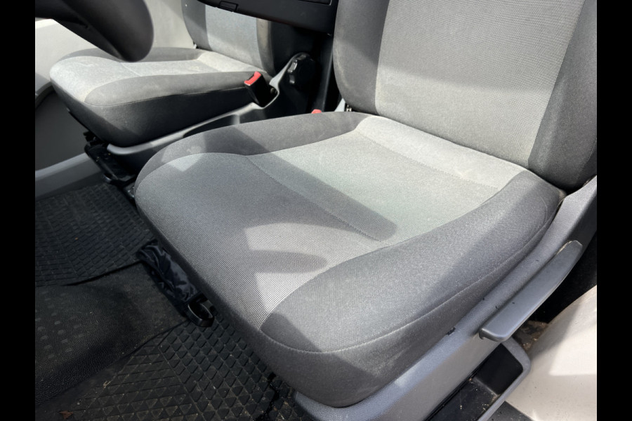 Volkswagen Transporter 2.0 TDI 102Pk L1 H1 Sortimo / Imperiaal