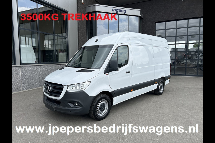 Mercedes-Benz Sprinter 319 CDI L2 H2 3.0 V6 / 3500KG Trekhaak / 360 Camera / MBUX / Navigatie / Cruise control / Airco / 270 Graden achterdeuren
