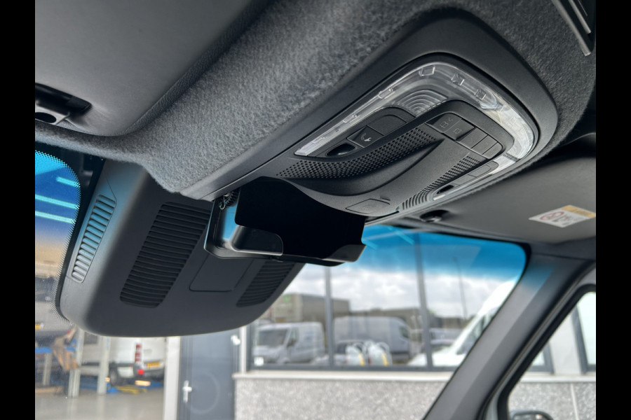 Mercedes-Benz Sprinter 319 CDI L2 H2 3.0 V6 / 3500KG Trekhaak / 360 Camera / MBUX / Navigatie / Cruise control / Airco / 270 Graden achterdeuren