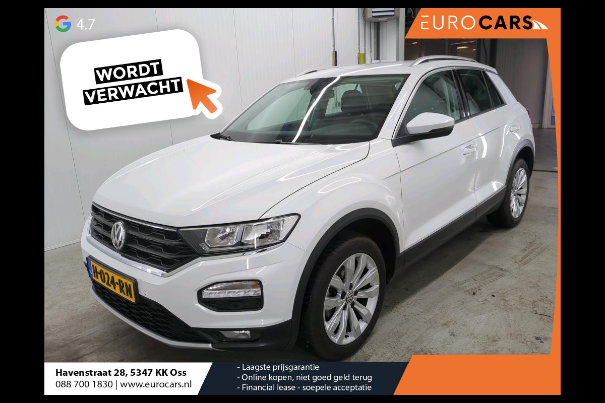 Volkswagen T-Roc 1.5 TSI 150pk Automaat Style Business Navigatie Lichtmetalen Velgen Airco Parkeer sensoren Volkswagen T-Roc 1.5 TSI 150pk Automaat Style Business Navigatie Lichtmetalen Velgen Airco Parkeer sensoren