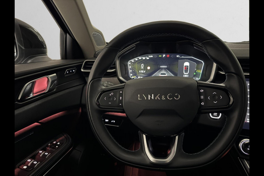 Lynk & Co RS Shadow Edition 01 1.5 262PK Trekhaak Pano 360°Navi Adapt cruise 262PK Elekr. Achterklep