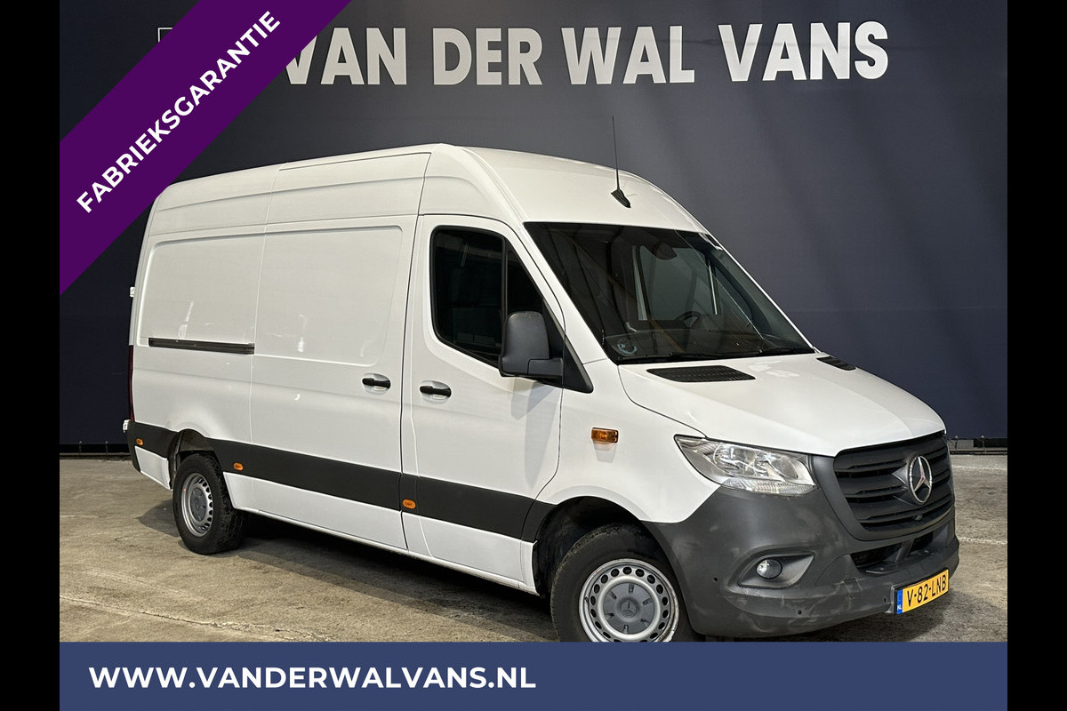 Mercedes-Benz Sprinter 317 CDI 170pk L2H2 Fabrieksgarantie Euro6 Airco | Camera | Navigatie | Apple Carplay | Cruisecontrol | Chauffeursstoel Android Auto, Stoelverwarming, Parkeersensoren, Bijrijdersbank Mercedes-Benz Sprinter 317 CDI 170pk L2H2 Fabrieksgarantie Euro6 Airco | Camera | Navigatie | Apple Carplay | Cruisecontrol | Chauffeursstoel Android Auto, Stoelverwarming, Parkeersensoren, Bijrijdersbank