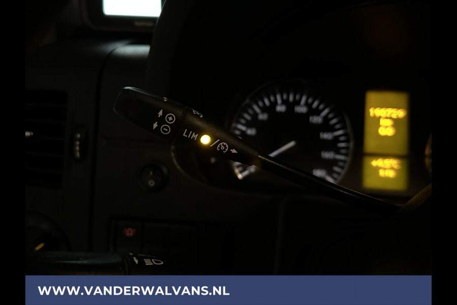 Mercedes-Benz Sprinter 316 CDI 164pk L2H2 Euro6 Airco | Omvormer | Camera | 2800kg Trekhaak Cruisecontrol, Chauffeursstoel