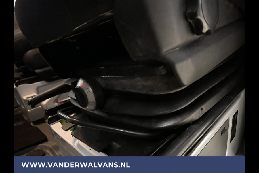 Mercedes-Benz Sprinter 316 CDI 164pk L2H2 Euro6 Airco | Omvormer | Camera | 2800kg Trekhaak Cruisecontrol, Chauffeursstoel