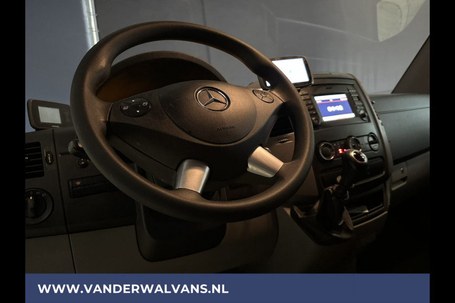 Mercedes-Benz Sprinter 316 CDI 164pk L2H2 Euro6 Airco | Omvormer | Camera | 2800kg Trekhaak Cruisecontrol, Chauffeursstoel