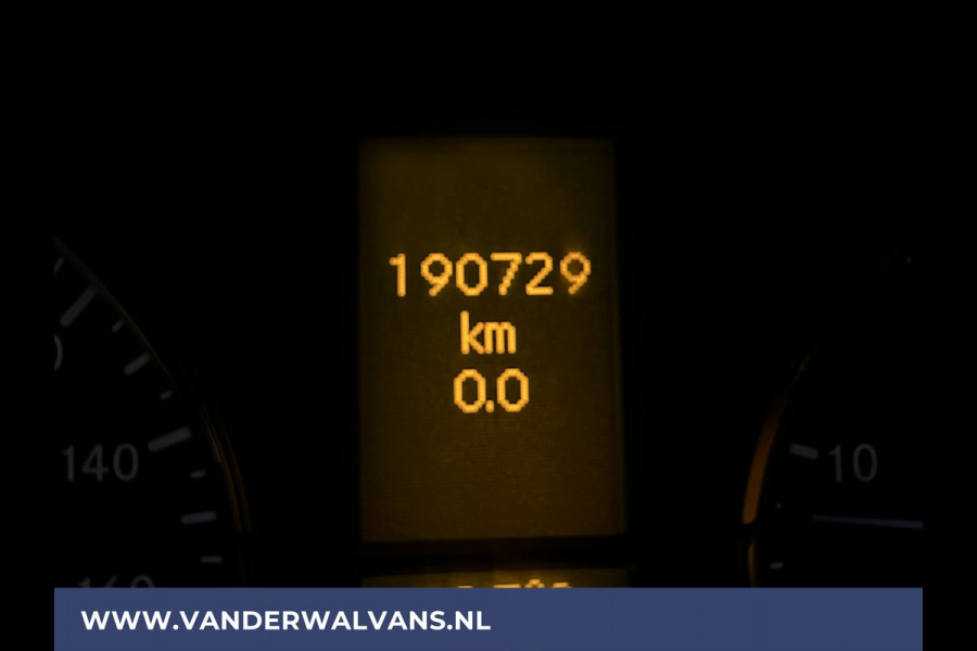 Mercedes-Benz Sprinter 316 CDI 164pk L2H2 Euro6 Airco | Omvormer | Camera | 2800kg Trekhaak Cruisecontrol, Chauffeursstoel