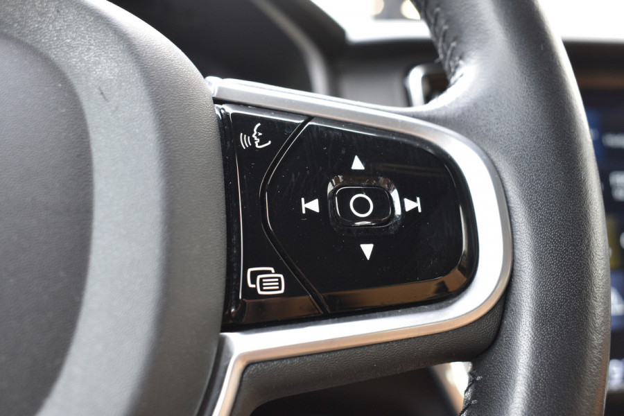 Volvo V90 T5 Automaat Momentum | Trekhaak | Blis | Keyless | Dealer onderhouden | Stoelverwarming |