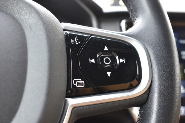 Volvo V90 T5 Automaat Momentum | Trekhaak | Blis | Keyless | Dealer onderhouden | Stoelverwarming |