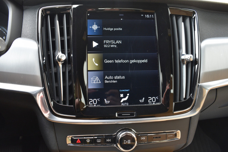 Volvo V90 T5 Automaat Momentum | Trekhaak | Blis | Keyless | Dealer onderhouden | Stoelverwarming |