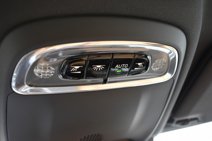 Volvo V90 T5 Automaat Momentum | Trekhaak | Blis | Keyless | Dealer onderhouden | Stoelverwarming |