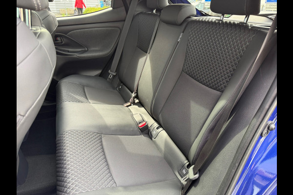 Toyota Yaris 1.5 Hybrid Executive - Automaat - Panodak - Climate - Navi - Org.NL