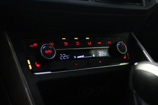 Volkswagen Polo 2.0 TSI GTI Pano/STOELV/CARPLAY/ACC/VOL