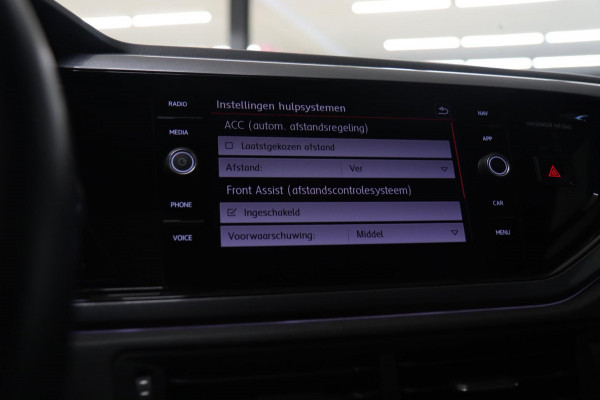 Volkswagen Polo 2.0 TSI GTI Pano/STOELV/CARPLAY/ACC/VOL