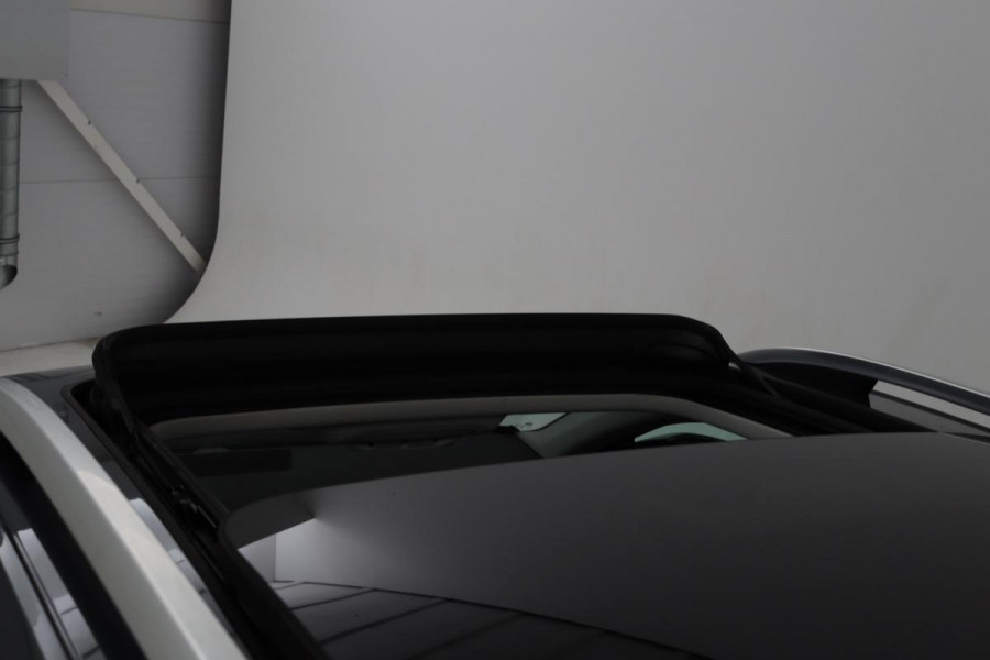 Škoda Octavia 1.0 TSI Style | Panoramadak | Stoelverwarming | Adaptive cruise | Trekhaak | Carplay | Climate control | Sportstoelen