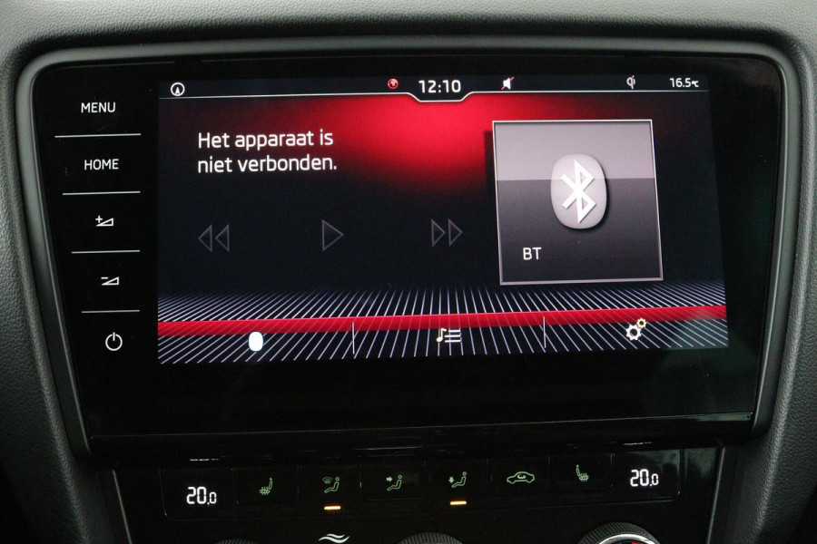 Škoda Octavia 1.0 TSI Style | Panoramadak | Stoelverwarming | Adaptive cruise | Trekhaak | Carplay | Climate control | Sportstoelen