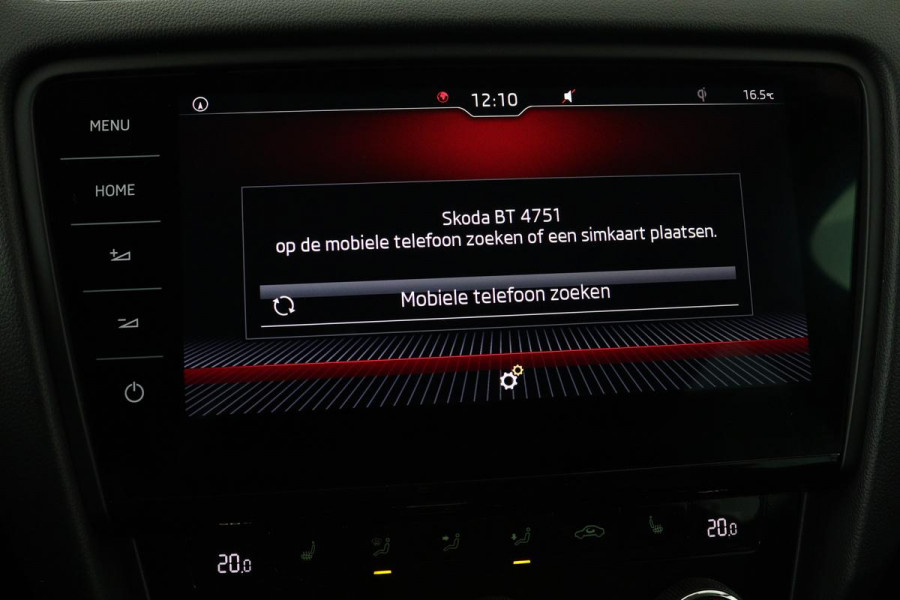 Škoda Octavia 1.0 TSI Style | Panoramadak | Stoelverwarming | Adaptive cruise | Trekhaak | Carplay | Climate control | Sportstoelen