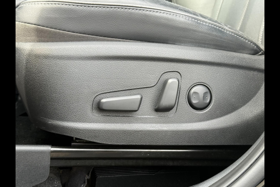 Hyundai Santa Fe 1.6 T-GDI PHEV Comfort Smart 7p. Leder|Camera