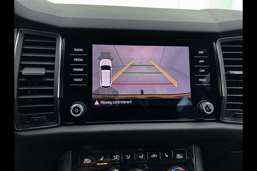 Škoda Kodiaq 1.5 TSI Business Edition | TrekH | StoelverW | Lane Ass | Achteruit CAM | Add CC |