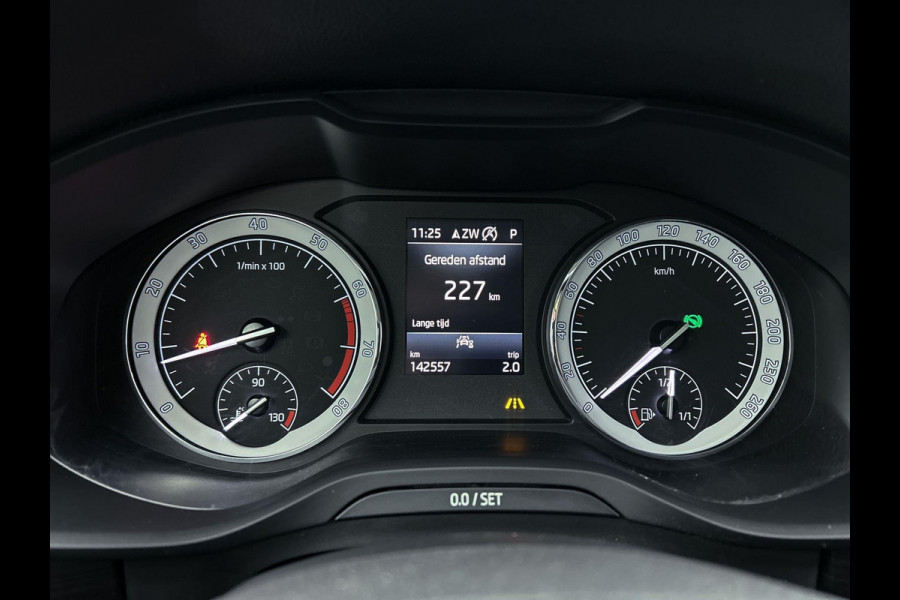 Škoda Kodiaq 1.5 TSI Business Edition | TrekH | StoelverW | Lane Ass | Achteruit CAM | Add CC |