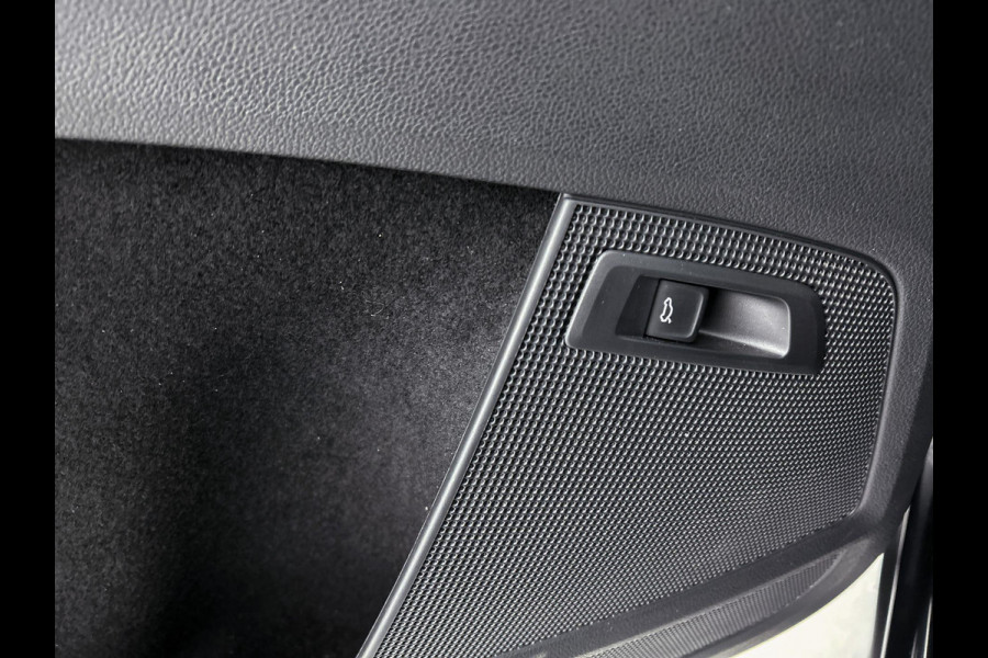 Škoda Kodiaq 1.5 TSI Business Edition | TrekH | StoelverW | Lane Ass | Achteruit CAM | Add CC |